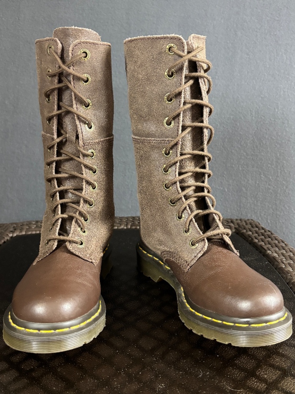 Dr. Martens Hazil Virginia Tall Leather Lace Up Slouch Boots Size 7